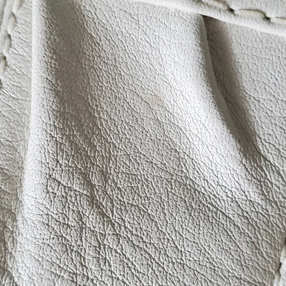 Coach Off White Leather Mini Wallet - Picture 3 of 6